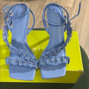 Gianni Bini Light Blue Daisy Sandals